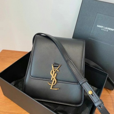 Saint Laurent Kaia North South Bag In Black Leather